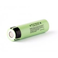 Panasonic NCR18650B 3,7V 3400mAh + 2x Box
