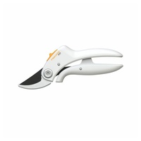 Fiskars P57 Bypass