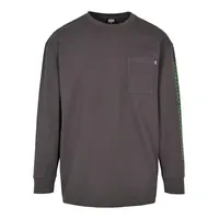 URBAN CLASSICS Neon Logo Boxy Pocket LS in Grau,