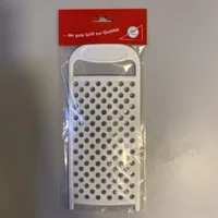 Sonja PLASTIC® Rohkostreibe weiß, Hobel Reibe Küchenreibe Küchenhobel Gurkenreibe