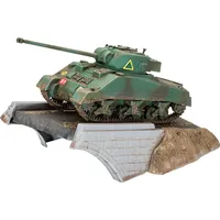 REVELL First Diorama Set Sherman Firefly 03299