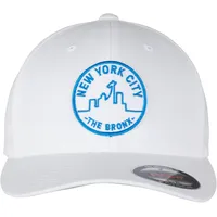 MERCHCODE Nyc Bronx Emblem Flexfitted Cap in Weiß, Größe