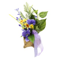 Flair Flower Gesteck aus künstlichen Narzissen Anemonen und Beiwerk