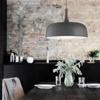 Northern Acorn Pendelleuchte, grau matt