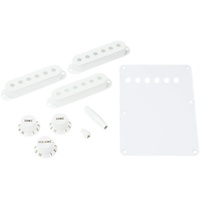Fender 099-1362-000 Accessory Kit Strat(TM) white