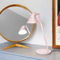 Louis Poulsen NJP Mini Tischleuchte Soft pink