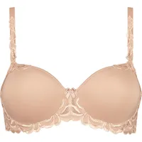 Triumph Modern Finesse WP Beige