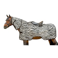 HKM 4727 Fliegenausreitdecke Zebra Halsteil Sattelausschnitt Ausreitdecke 135