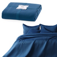 AmeliaHome Tagesdecke 240x260 cm dunkelblau Bettüberwurf zweiseitig Prägung Matt