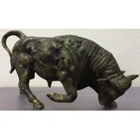 Casa Padrino Luxus Bronzefigur Stier Bronze / Gold 38