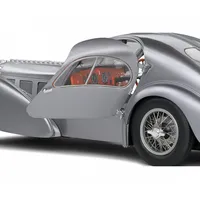 Solido S1802106 - Bugatti Atlantic silber 1:18