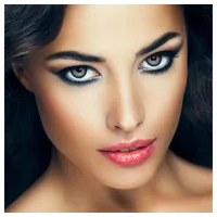 Aricona Kontaktlinsen farbig hellblau ohne Stärke Jahreslinsen stark deckend