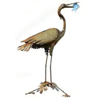 Casa Padrino Gartendeko Skulptur Reiher Vogel mit Fisch Rostfarben