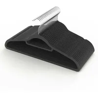 Intirilife Platzsparende Kleiderbügel 20x SAMT SCHWARZ aus Kunststoff mit