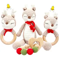 Miniheld Handgestrickter Reh Ivy Set Babyrassel Holzspielzeug und Baumwolle