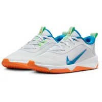 Nike Kinder Freizeitschuhe OMNI MULTI-COURT (GS), WHITE/PHOTO BLUE-VAPOR GREEN,