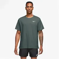 Nike Miler Dri-Fit UV Herren grün - US: S