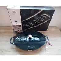 Staub Servierplatte Fischbräter Bräter Pfanne Cocotte Gusseisen 32 cm