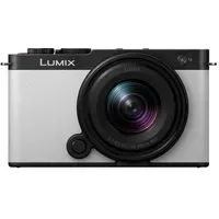Panasonic Lumix DC-S9 + S 18-40 mm