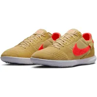 Nike Streetgato - gold 44