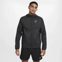 Nike Herren Impossibly Light Kipchoge Windrunner Dri-Fit-Herrenlaufjacke schwarz