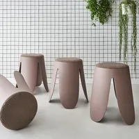 Sweeek 4er Set stapelbare Hocker, strukturierter Bouclébezug