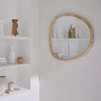 Sweeek Organischer Spiegel aus Tannenholz 75 cm Natur -
