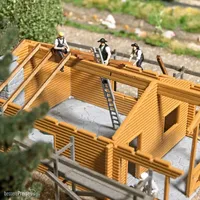 BUSCH H0 Action Set Zimmermänner mit Gerüst Bausatz