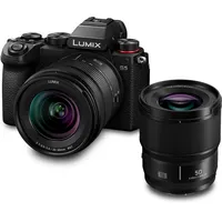 Panasonic Lumix DC-S5 + S-R2060 (20-60 mm, F3,5-5,6) +