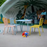Casa.pro Kindersitzgruppe Etroubles 4-tlg. Stahl Mehrfarbig