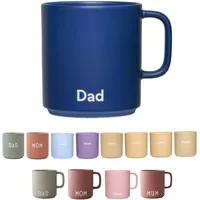 DESIGN LETTERS Favourite Dad Becher mit Henkel marineblau