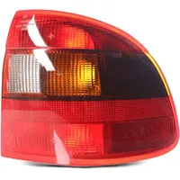 Van Wezel Heckleuchte links mit Lampenträger für SKODA 5E3945207