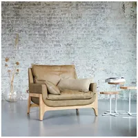 Tikamoon Sessel aus Leder und massivem Eichenholz Woodnest Cheyenne